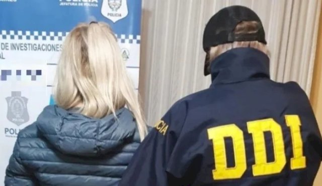 Cayó mujer que seducía y extorsionaba a jubilados